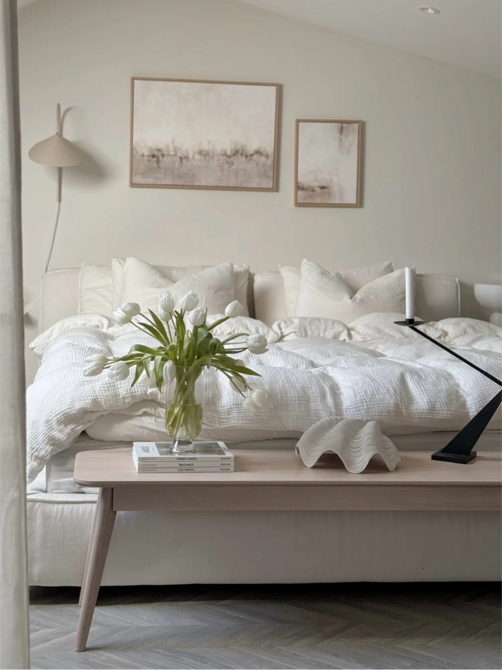 Bänk 'Yumi' - Vitpigmenterad ek