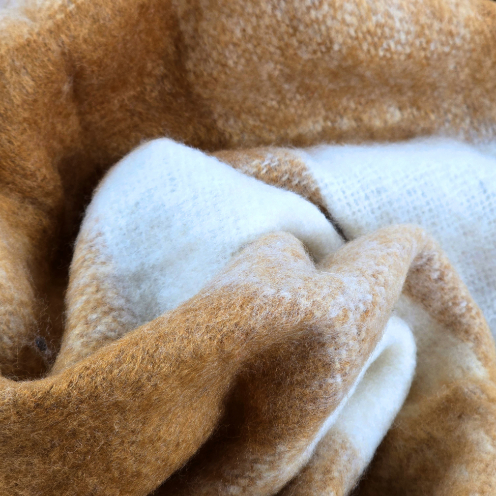 Pläd 'Phoebe' 130x170cm - Gul