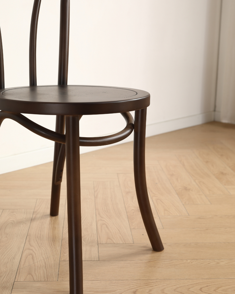 Stol 'Bistro' - Valnöt