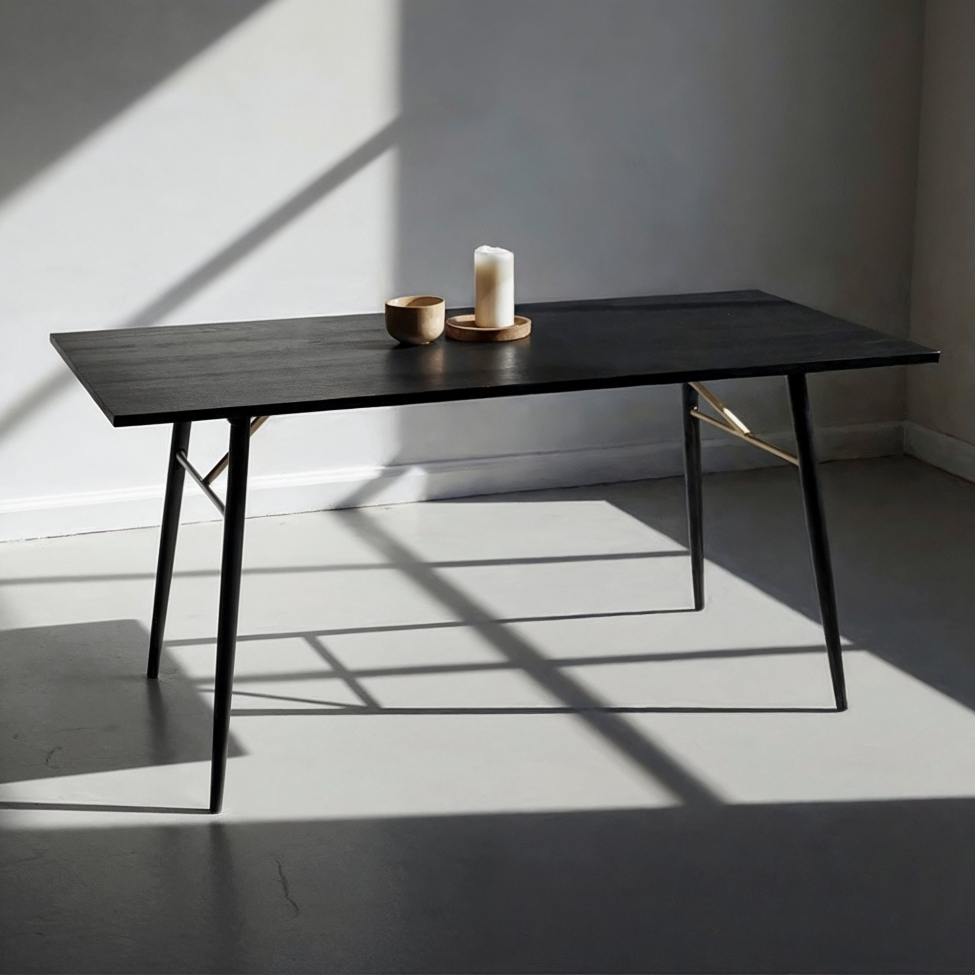 Matbord 'Lux' 160x90cm - Svart/Mässing