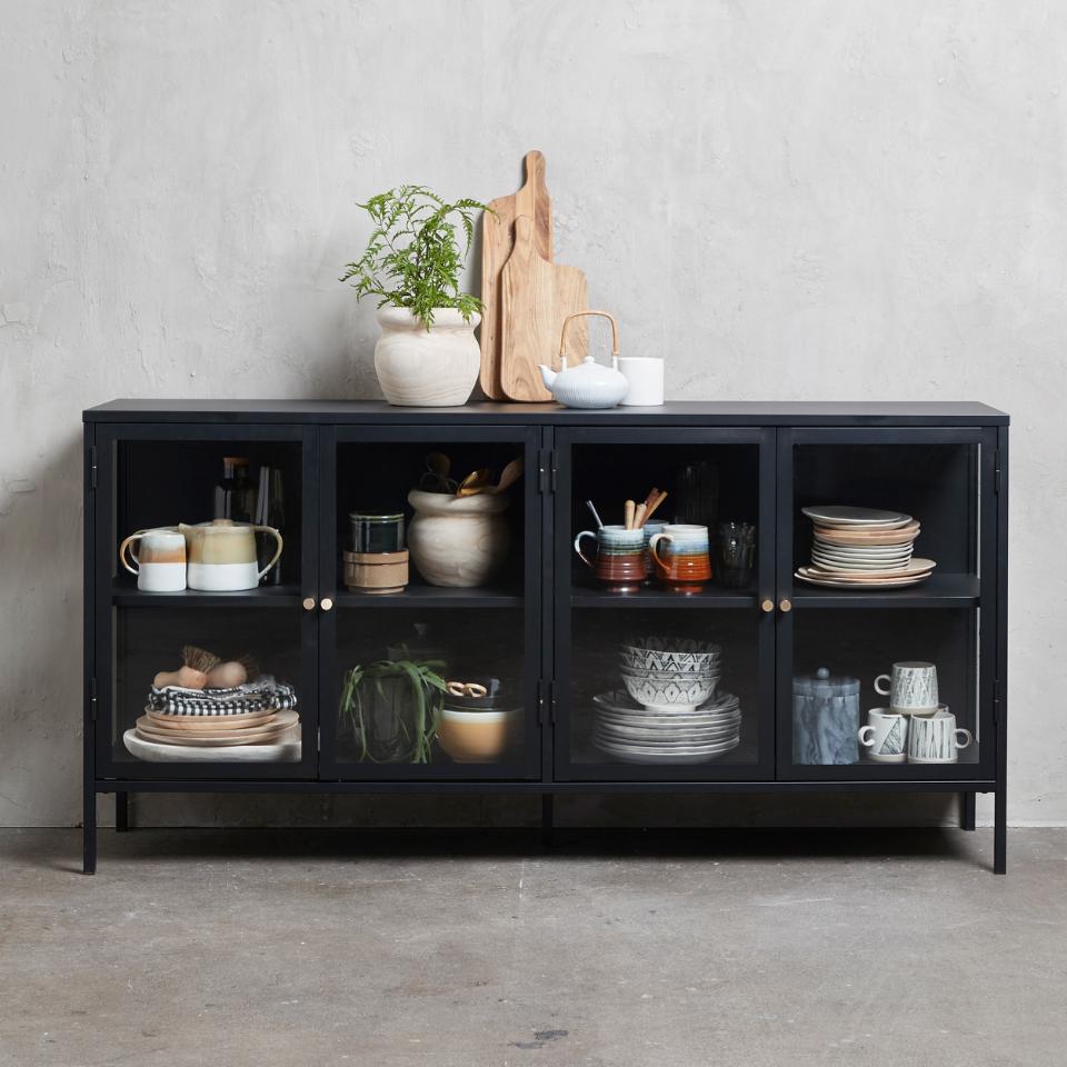 Sideboard 'Hagavik' 4 sektioner - Svart/Mässing