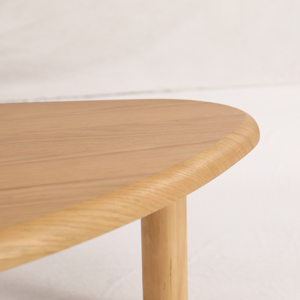 Soffbord 'Uovo' 116.5x73cm - Natur