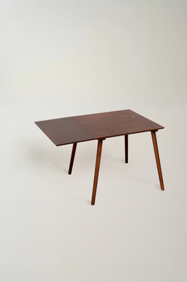 Klaffbord 'Fager' 160 cm - Walnut