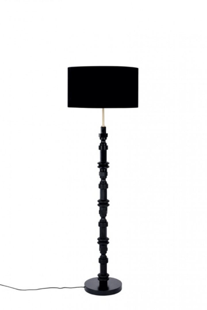 Golvlampa \'Totem\' 46x46 - Svart i gruppen Belysning / Lampor / Golvlampor hos Reforma (5100111)